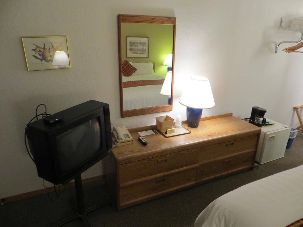 The Nordic Lodge Sister Bay Room photo